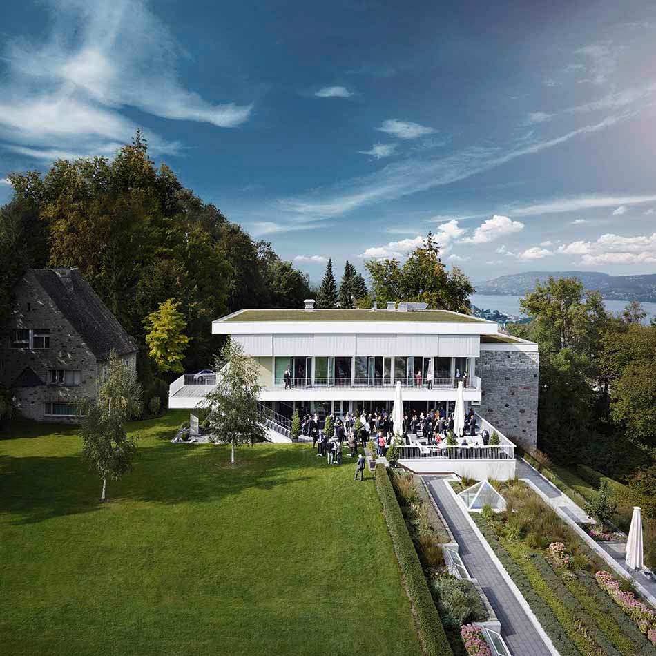 Das GDI – eine einzigartige Eventlocation mit Blick auf Zürichsee und Alpen Das GDI – eine einzigartige Eventlocation mit Blick auf Zürichsee und Alpen