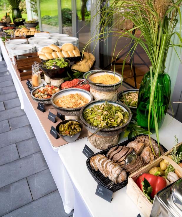Genuss am GDI: Saisonale Menüs, kreative Buffets und kulinarische Highlights Genuss am GDI: Saisonale Menüs, kreative Buffets und kulinarische Highlights
